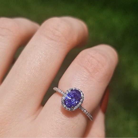 925 Sterling Silver Oval Tanzanite Halo CZ Ring - Picture 3 of 6